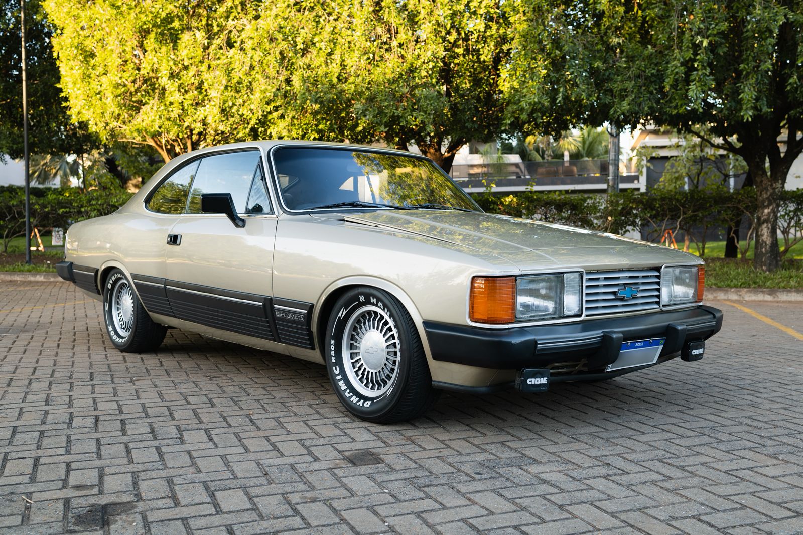 OPALA COUPE