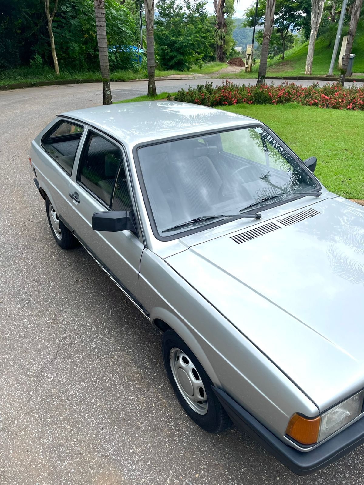 Ateliê do Carro  Gol CL 1.6 AP 1987 todo original em excepcional  conservação autêntica, sem restaurações.