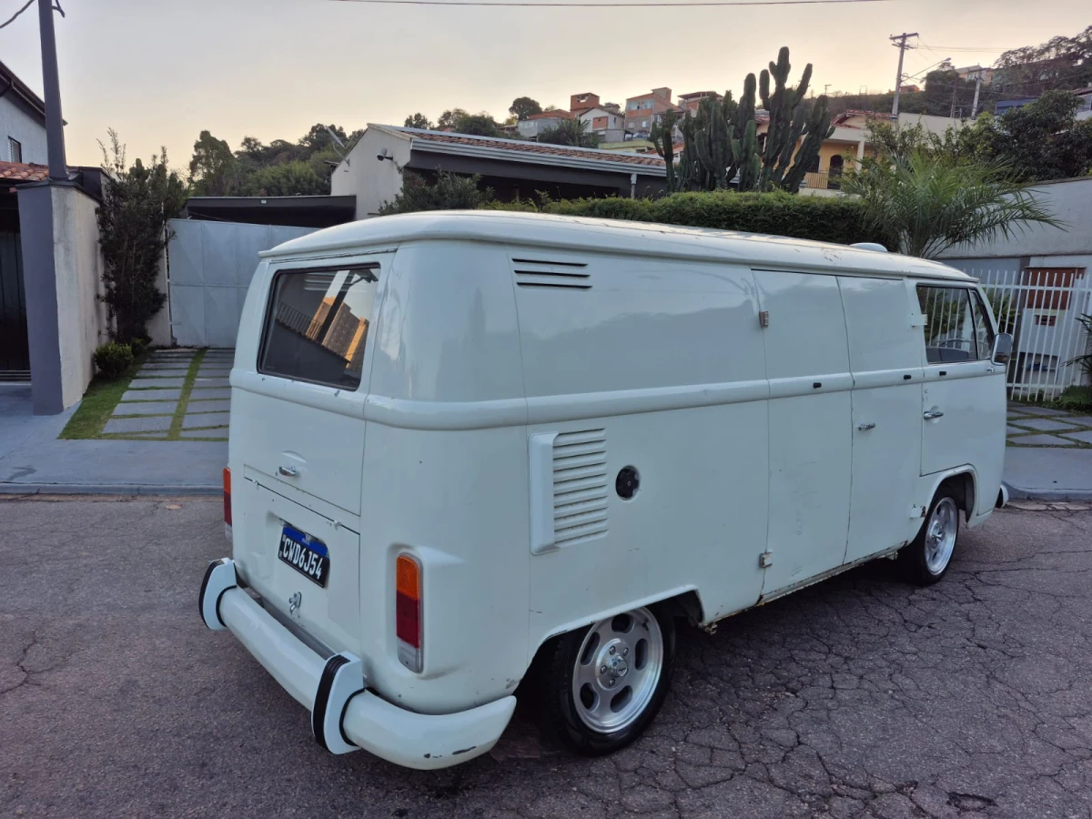 KOMBI FURGÃO