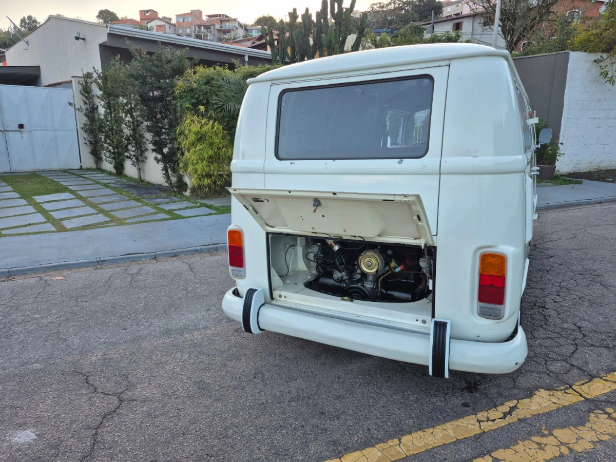 KOMBI FURGÃO
